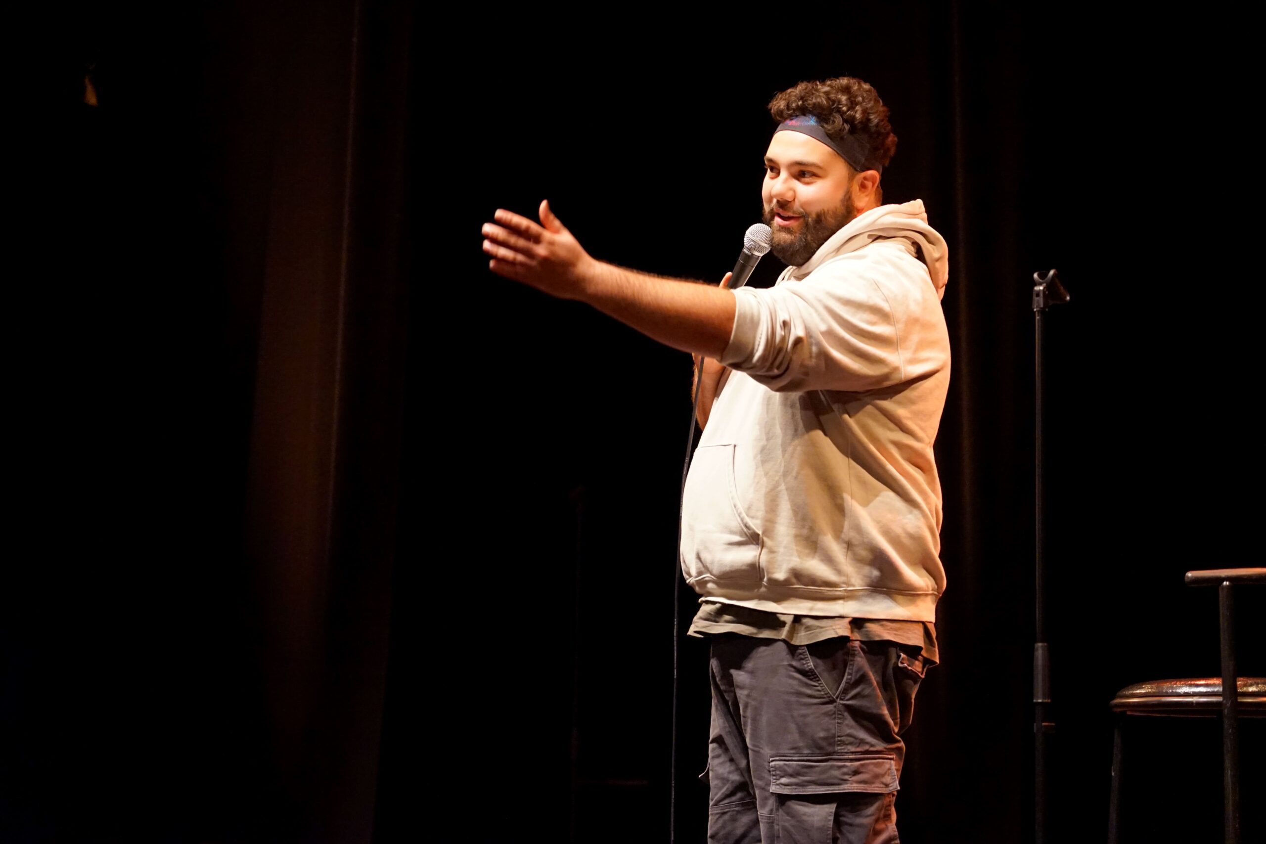 un humouriste en one man show